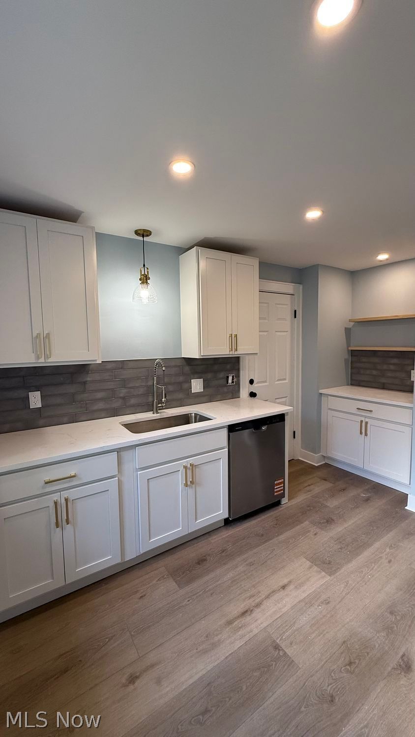 3305 Desota Avenue Cleveland OH 44118