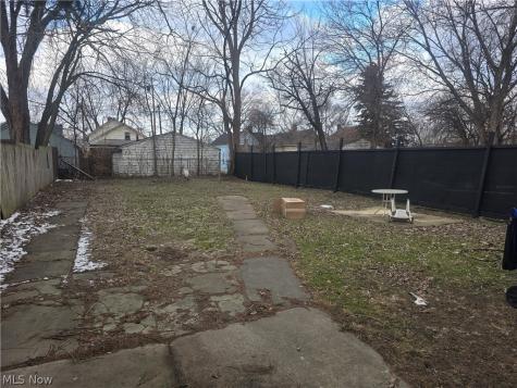 3674 E 52nd Street Cleveland OH 44105