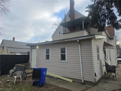 3674 E 52nd Street Cleveland OH 44105