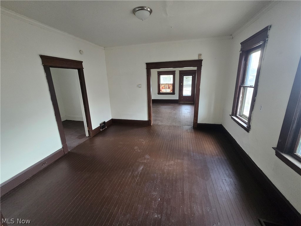 3674 E 52nd Street Cleveland OH 44105