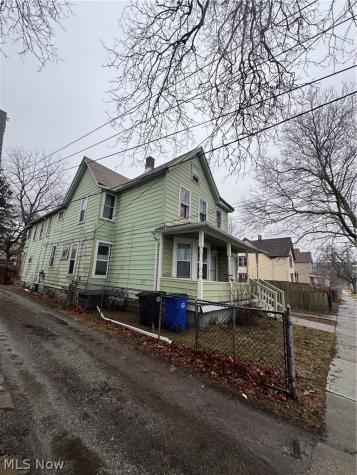 1427 E 51st Street Cleveland OH 44103