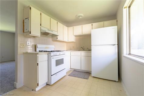 227 Pershing Avenue NW Massillon OH 44646