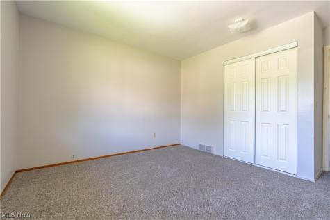 227 Pershing Avenue NW Massillon OH 44646