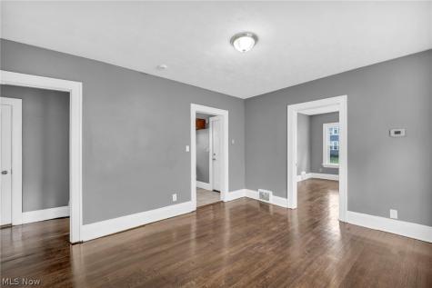 3035 W 116th Street Cleveland OH 44111