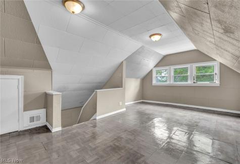3035 W 116th Street Cleveland OH 44111