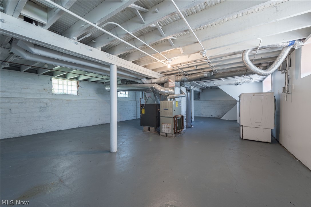 2200-2202 Wyandotte Avenue Lakewood OH 44107