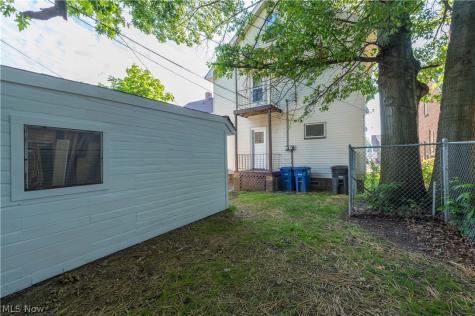 2200-2202 Wyandotte Avenue Lakewood OH 44107