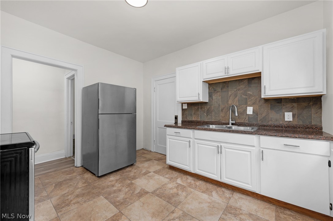 2200-2202 Wyandotte Avenue Lakewood OH 44107