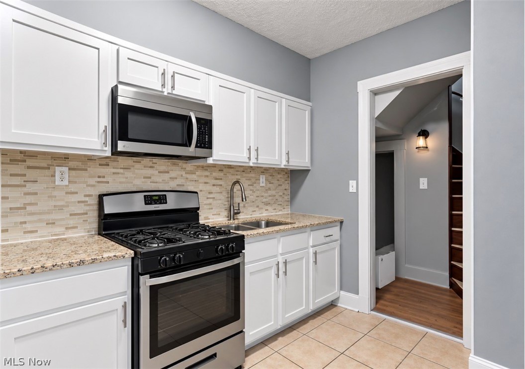 7507 Lawnview Avenue Cleveland OH 44103