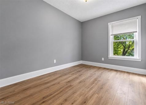 7507 Lawnview Avenue Cleveland OH 44103