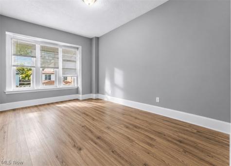 7507 Lawnview Avenue Cleveland OH 44103