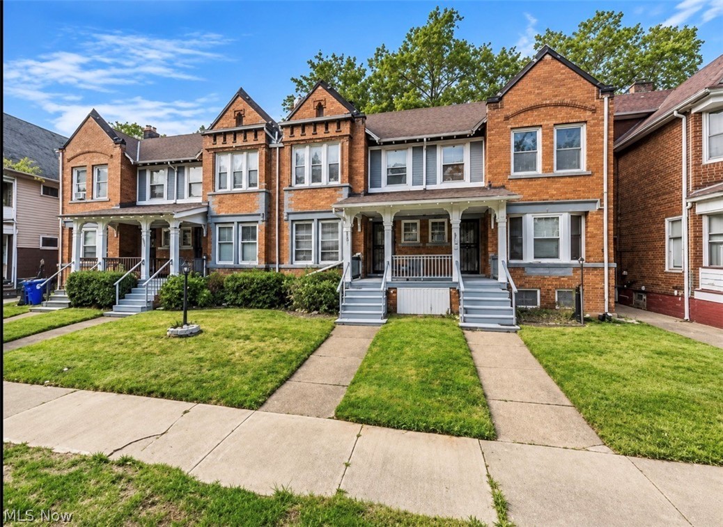 7507 Lawnview Avenue Cleveland OH 44103
