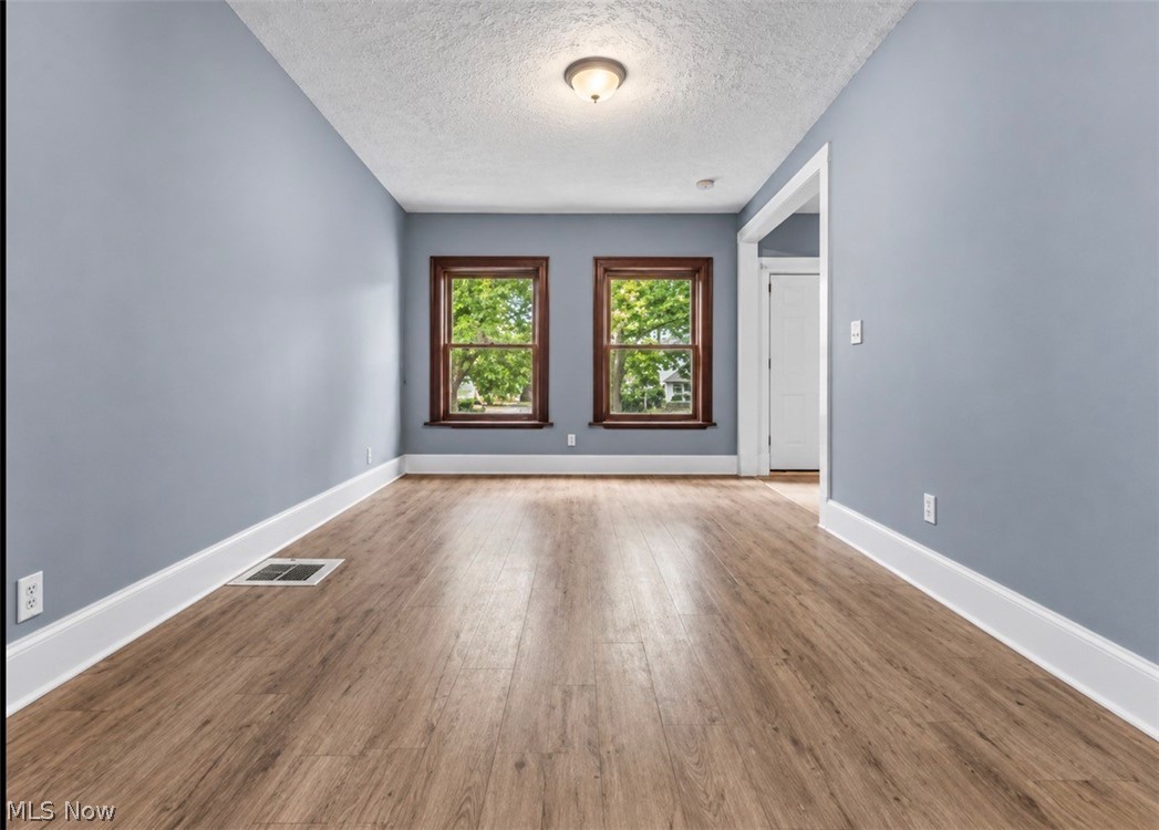 7507 Lawnview Avenue Cleveland OH 44103