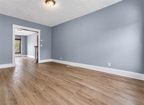 7507 Lawnview Avenue Cleveland OH 44103