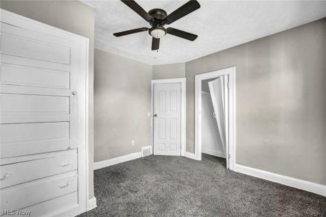 891 Paxton Road Cleveland OH 44108
