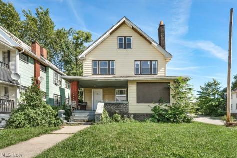 891 Paxton Road Cleveland OH 44108