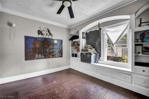 891 Paxton Road Cleveland OH 44108