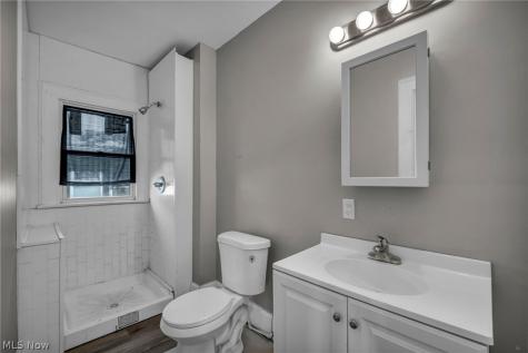 891 Paxton Road Cleveland OH 44108