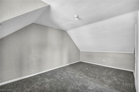 891 Paxton Road Cleveland OH 44108