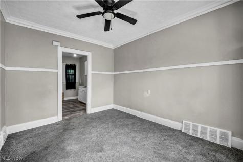 891 Paxton Road Cleveland OH 44108