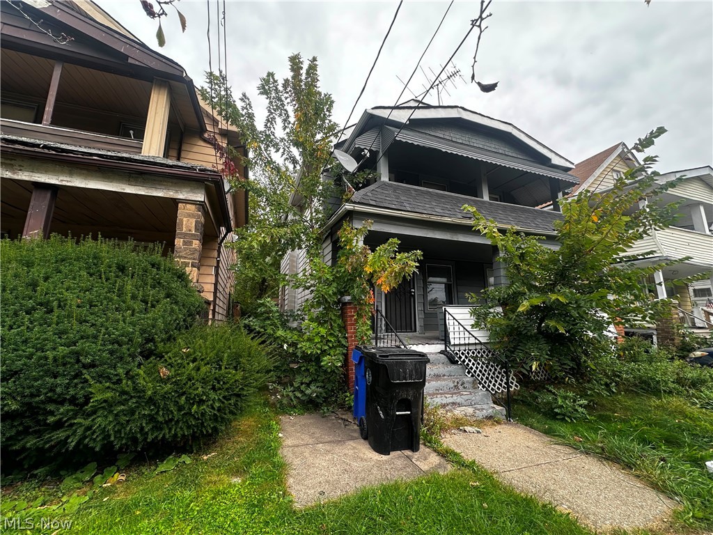 941 Alhambra Road Cleveland OH 44110