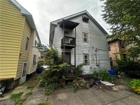 941 Alhambra Road Cleveland OH 44110
