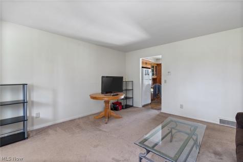 957 Curtwood Drive Wooster OH 44691