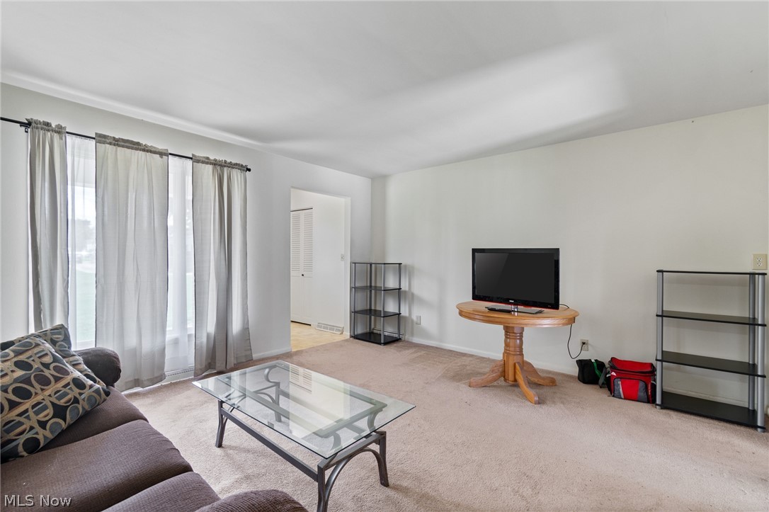 957 Curtwood Drive Wooster OH 44691