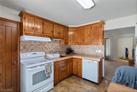 957 Curtwood Drive Wooster OH 44691