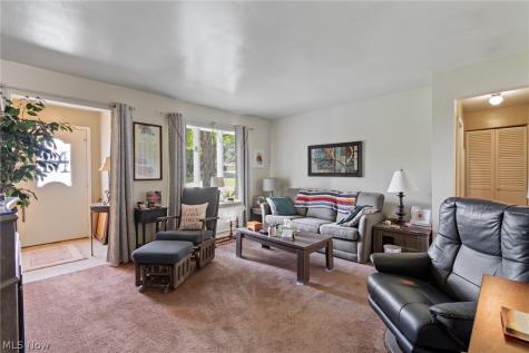 957 Curtwood Drive Wooster OH 44691