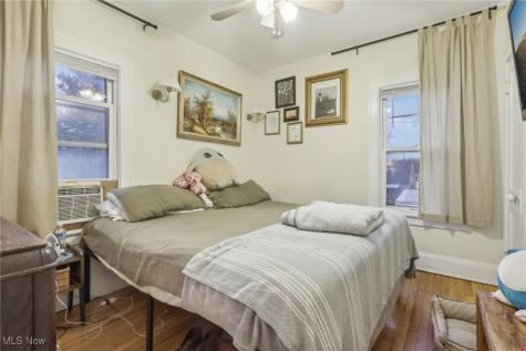 10331 Linnet Avenue Cleveland OH 44111