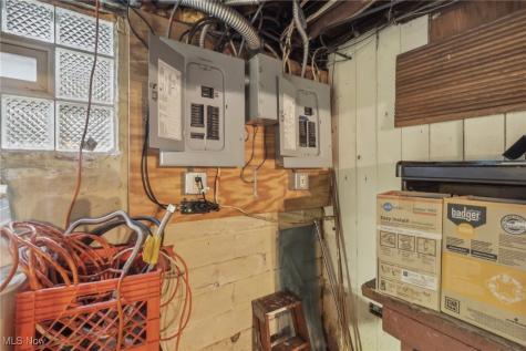 10331 Linnet Avenue Cleveland OH 44111