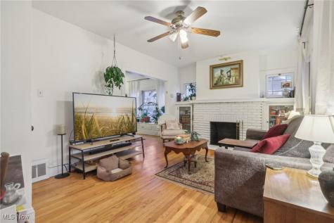 10331 Linnet Avenue Cleveland OH 44111