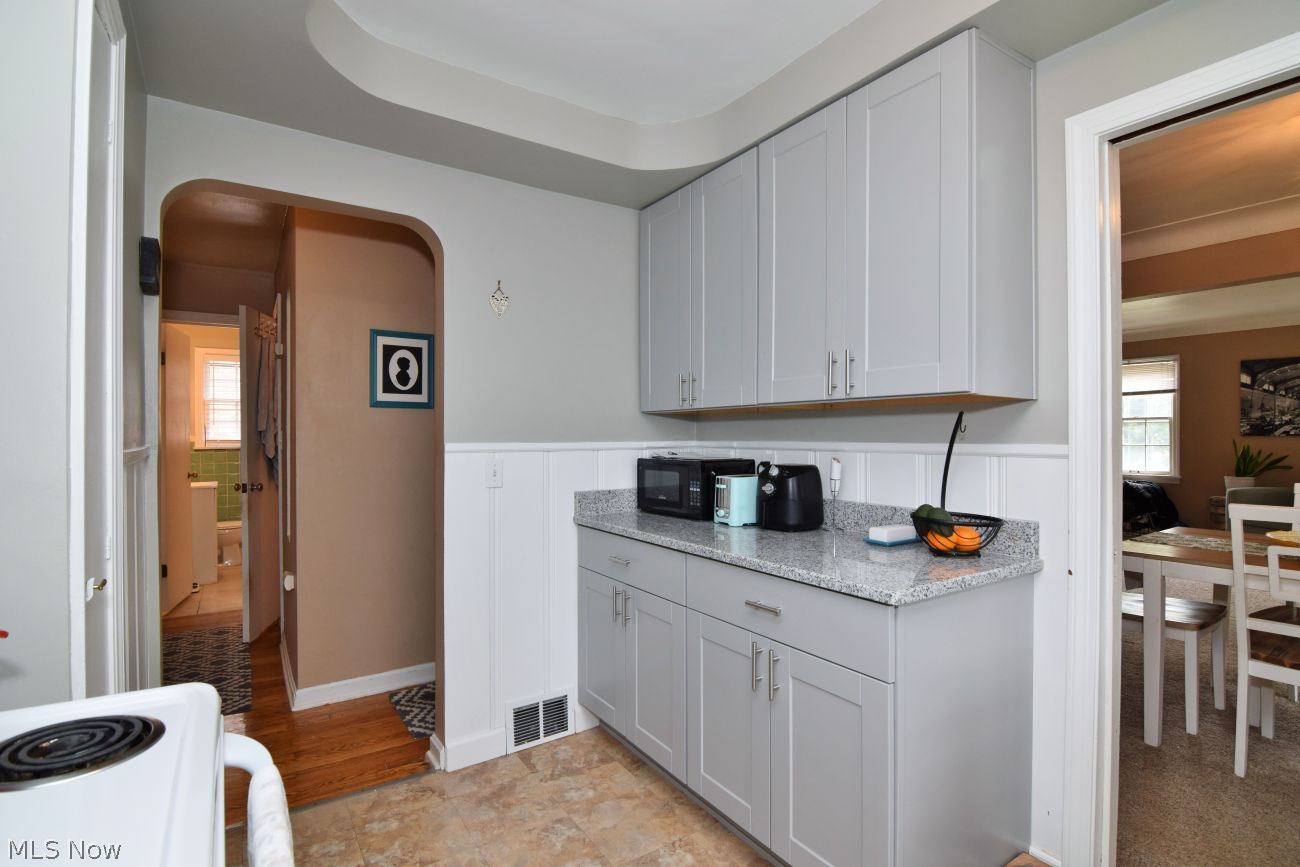 3558 Gridley Road Shaker Heights OH 44122