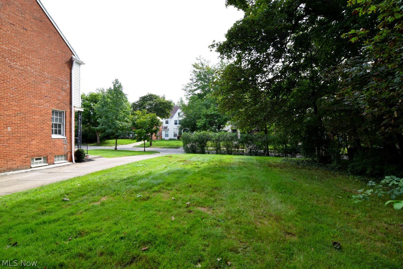 3558 Gridley Road Shaker Heights OH 44122