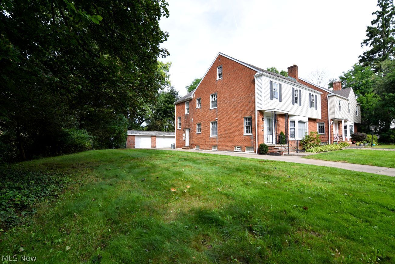 3558 Gridley Road Shaker Heights OH 44122