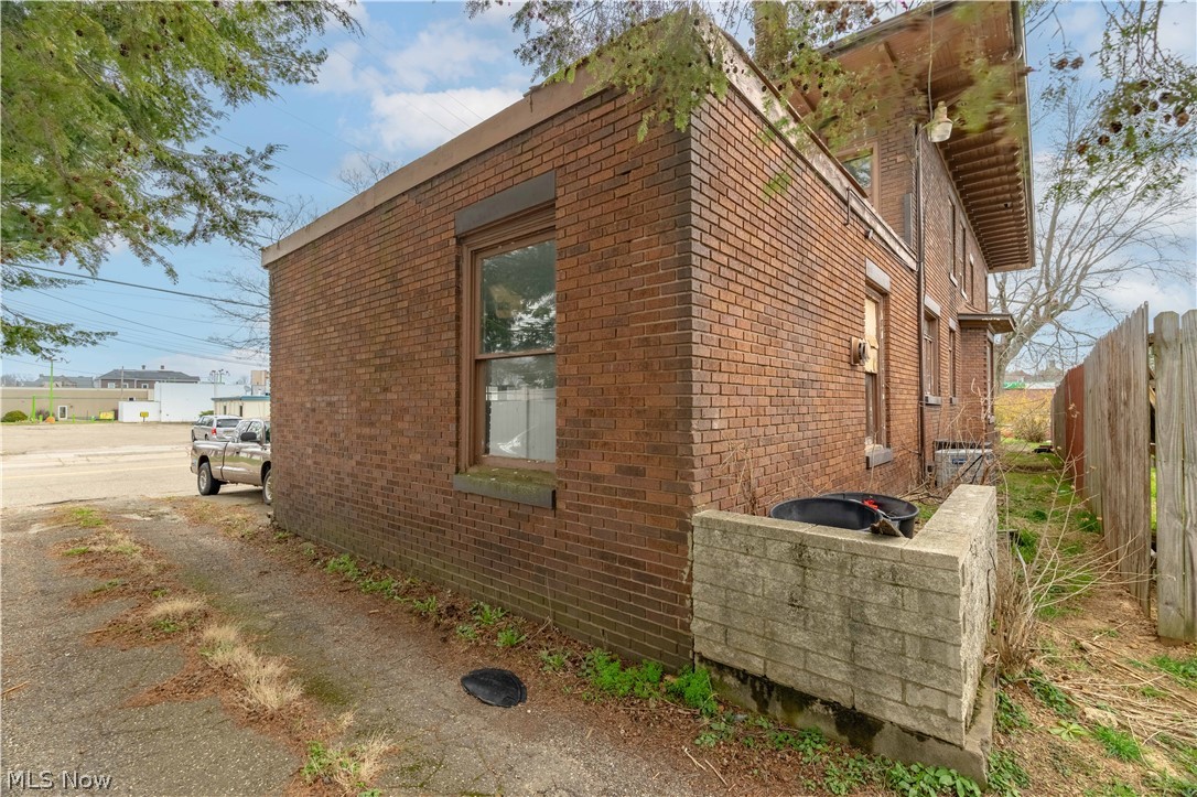 528 Lincoln Way E Massillon OH 44646