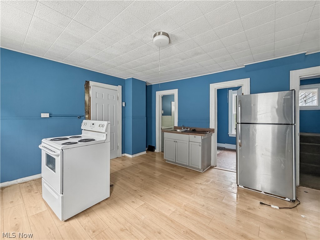 3717 Woodbridge Avenue Cleveland OH 44109