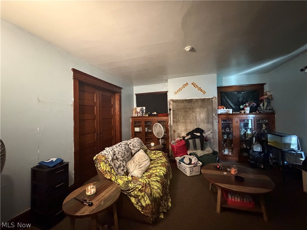 436 Locust Street Coshocton OH 43812