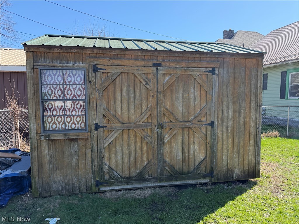 436 Locust Street Coshocton OH 43812