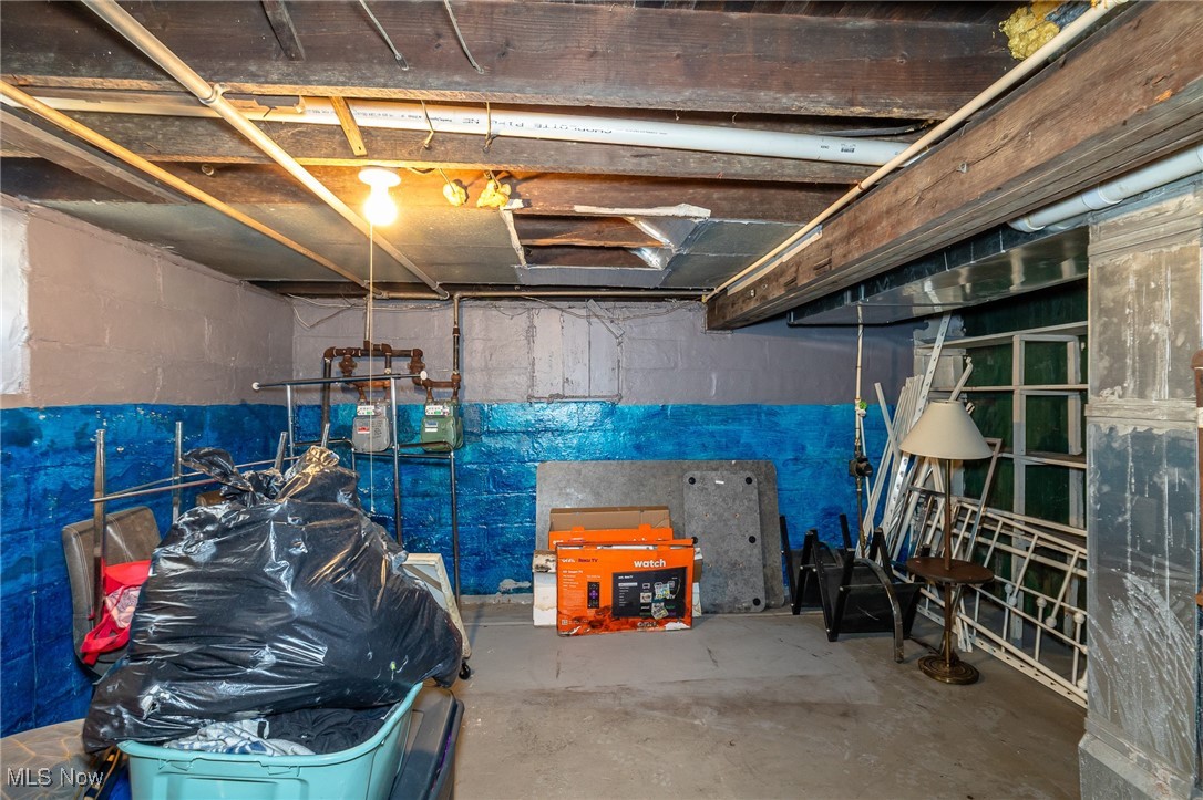 13509 Svec Avenue Cleveland OH 44120