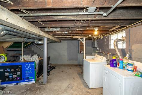 13509 Svec Avenue Cleveland OH 44120