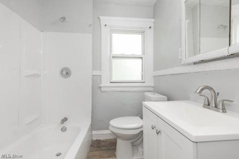 10803 Navarre Court Cleveland OH 44108