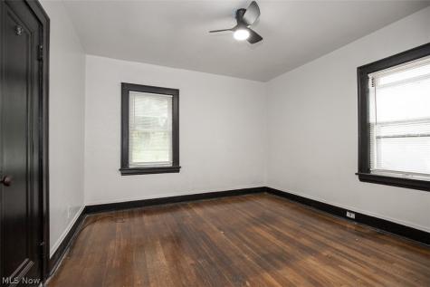 3867 E 147th Street Cleveland OH 44128