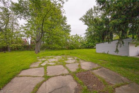 3867 E 147th Street Cleveland OH 44128