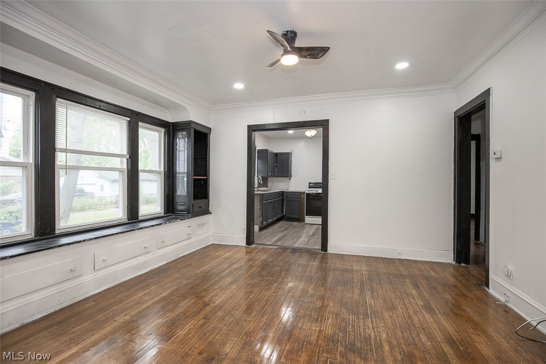 3867 E 147th Street Cleveland OH 44128