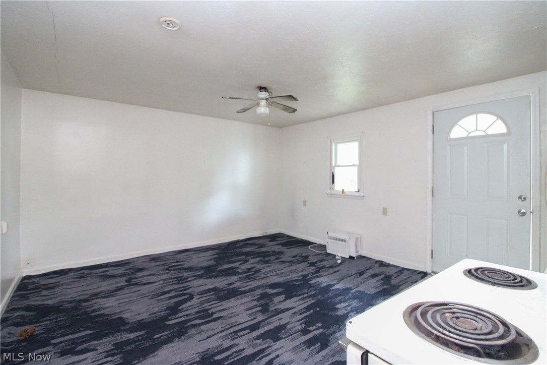 5173 Palmyra Road SW Warren OH 44481