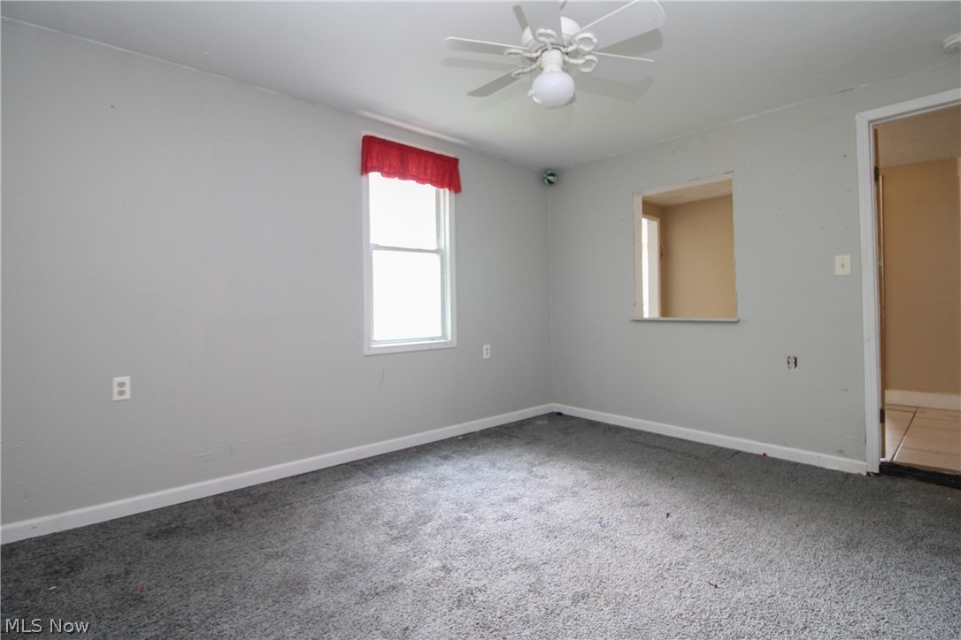 5173 Palmyra Road SW Warren OH 44481