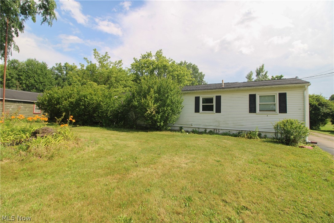 5173 Palmyra Road SW Warren OH 44481