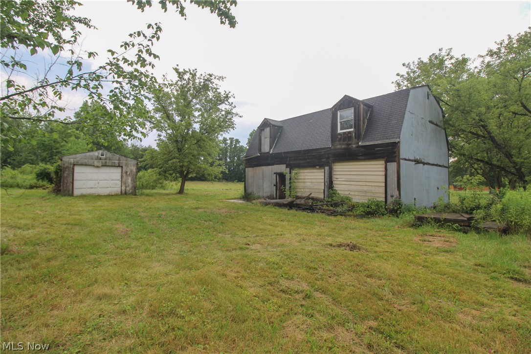 5173 Palmyra Road SW Warren OH 44481